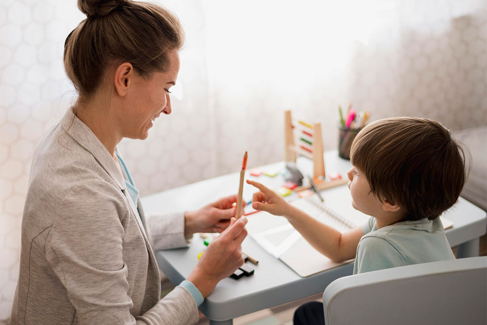 side-view-child-tutor-home-learning